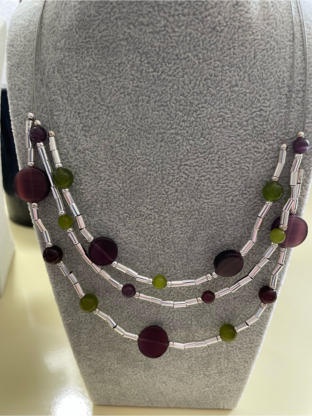 Elegant Purple Beaded Women's Necklace - Multi-Strand Fashion Jewelry